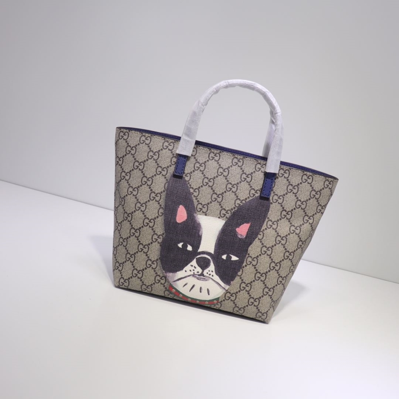 G*u*i shopping bags